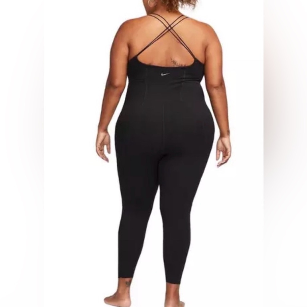 Nike Dri Fit Plus Luxe 2X Tight Fit Yoga Training Bodysuit/ BLK Athletic.New